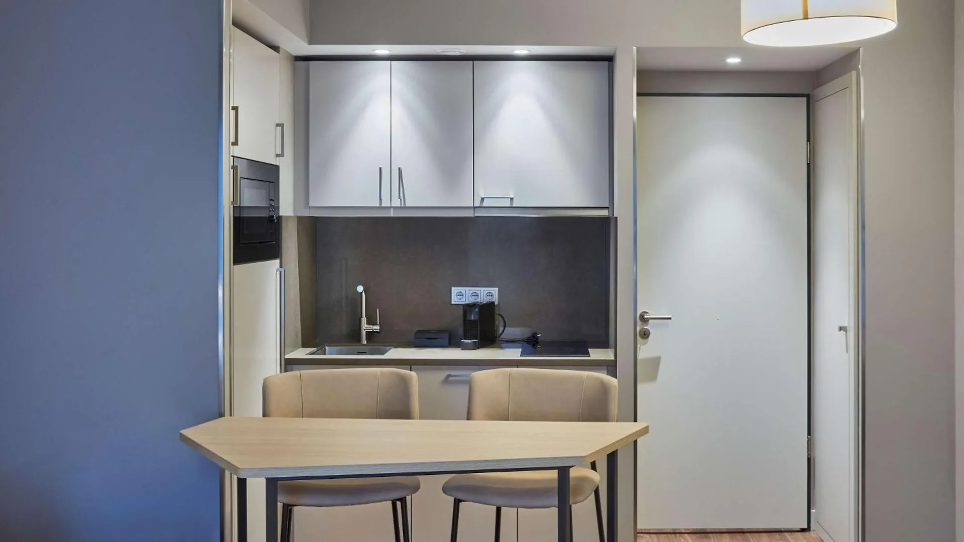 Aparthotel Adagio Хайдельберг 4*,